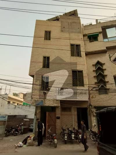 Commercial Hostel Building For Sale In Gulberg 2