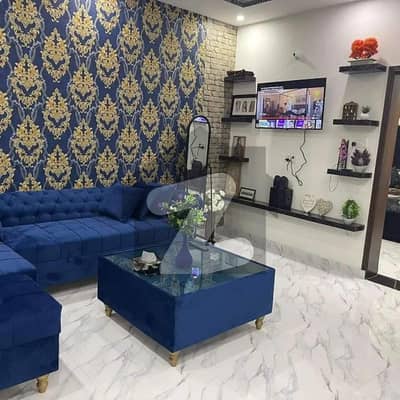 پاک عرب ہاؤسنگ سوسائٹی لاہور میں 1 کمرے کا 3 مرلہ فلیٹ 50.0 ہزار میں کرایہ پر دستیاب ہے۔