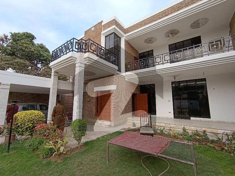 1 Kanal Double Storey House For Rent 1 Kanal Double Storey House For Rent