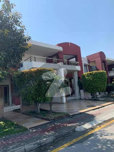 8 Marla Safari Villas European House For Sale In Bahria Town Lahore