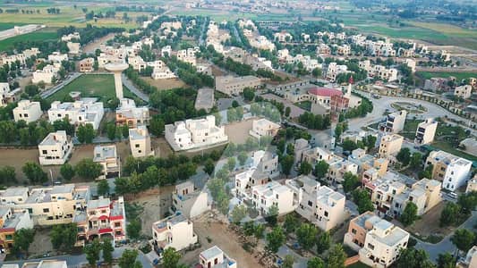 بحریہ نشیمن لاہور میں 5 مرلہ رہائشی پلاٹ 36.5 لاکھ میں برائے فروخت۔