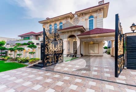 1 Kanal WITH BEASSMENT HAL & JIM SARVENT CHEEP price Royal Classical Design Bungalow For Sale 1 Kanal WITH BEASSMENT HAL & JIM SARVENT CHEEP price Royal Classical Design Bungalow For Sale