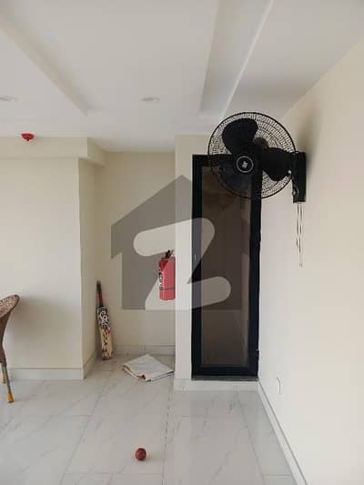 ڈی ایچ اے فیز 8 ڈیفنس (ڈی ایچ اے),لاہور میں 4 مرلہ عمارت 8.45 کروڑ میں برائے فروخت۔