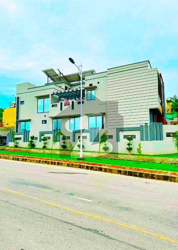 بحریہ ٹاؤن سیکٹر سی بحریہ ٹاؤن,لاہور میں 5 کمروں کا 1 کنال مکان 6.1 کروڑ میں برائے فروخت۔ بحریہ ٹاؤن سیکٹر سی بحریہ ٹاؤن,لاہور میں 5 کمروں کا 1 کنال مکان 6.1 کروڑ میں برائے فروخت۔