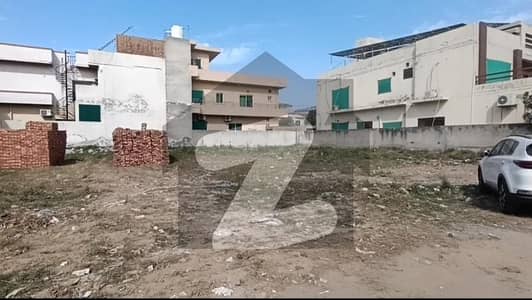 گلشنِِِ لاہور ۔ بلاک سی گلشنِ لاہور,لاہور میں 1 کنال رہائشی پلاٹ 2.85 کروڑ میں برائے فروخت۔