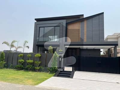 ڈی ایچ اے فیز 6 ڈیفنس (ڈی ایچ اے),لاہور میں 5 کمروں کا 1 کنال مکان 3.3 لاکھ میں کرایہ پر دستیاب ہے۔ ڈی ایچ اے فیز 6 ڈیفنس (ڈی ایچ اے),لاہور میں 5 کمروں کا 1 کنال مکان 3.3 لاکھ میں کرایہ پر دستیاب ہے۔