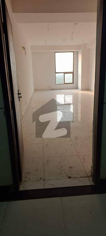 1500 SQUARE FEET PLAZA 1ST FLOOR IS AVAILABLE FOR RENT IN GULBERG