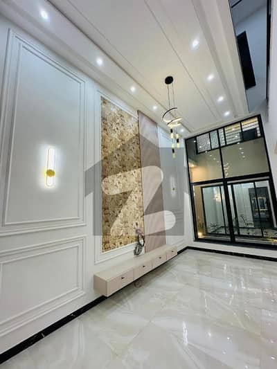 A Luxurious Ultra Modern House Available For Rent at Prime Location