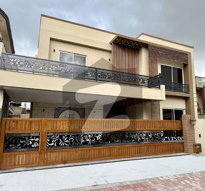 بحریہ ٹاؤن فیز 3 بحریہ ٹاؤن راولپنڈی,راولپنڈی میں 6 کمروں کا 1 کنال مکان 9.95 کروڑ میں برائے فروخت۔ بحریہ ٹاؤن فیز 3 بحریہ ٹاؤن راولپنڈی,راولپنڈی میں 6 کمروں کا 1 کنال مکان 9.95 کروڑ میں برائے فروخت۔