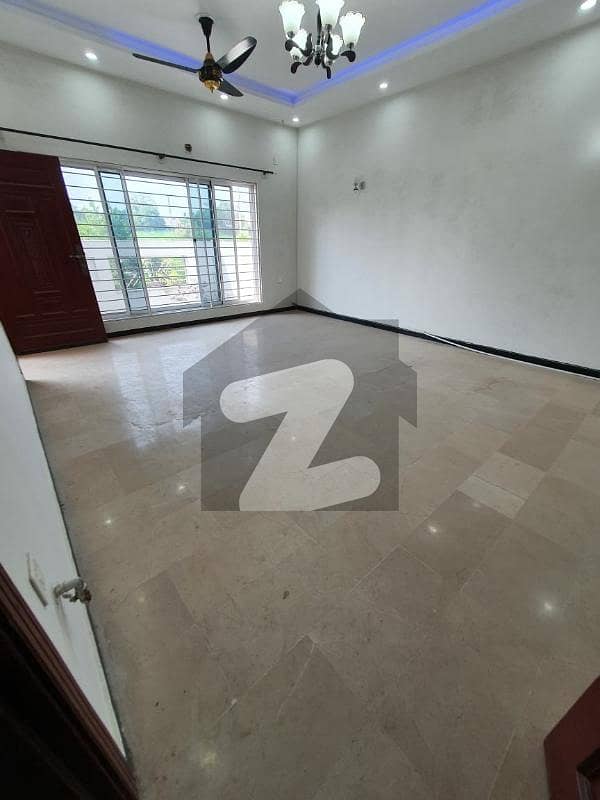 10 Marla Ground Portion For Rent In G-13