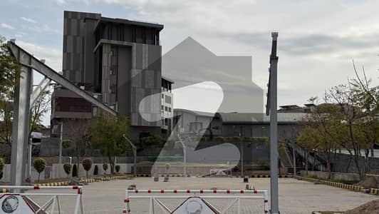 Sirsyed Boulevard Sector E Prime Location Kanal Plot For Sale