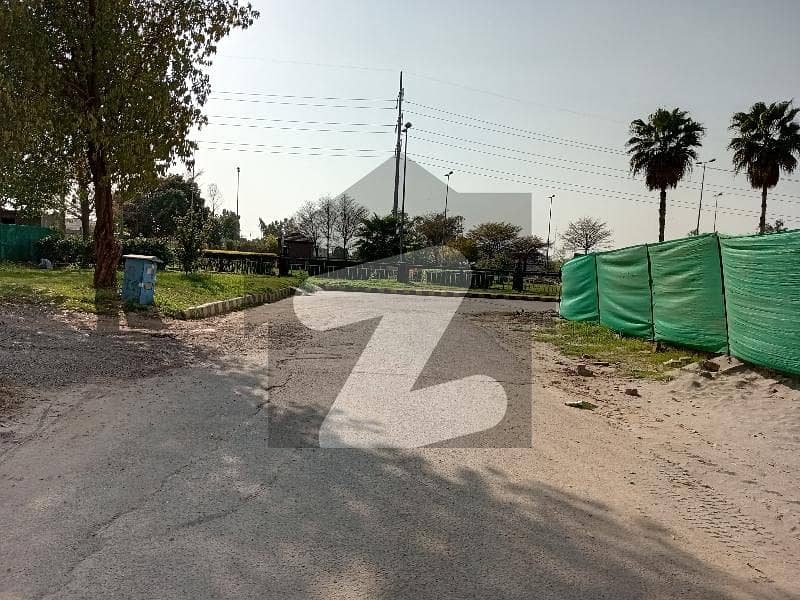 Perfect On Excellent Location 10 Marla Residential Plot In Citi Housing Society For sale Perfect On Excellent Location 10 Marla Residential Plot In Citi Housing Society For sale