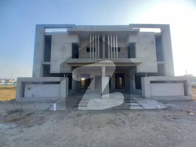 Grey Structure 5 Marla House For sale In Central Park - Block B Lahore