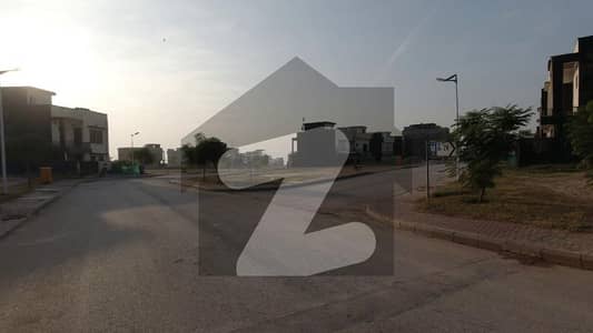 M BLOCK 5 MARLA PLOT IS AVAILABLE FOR SALE