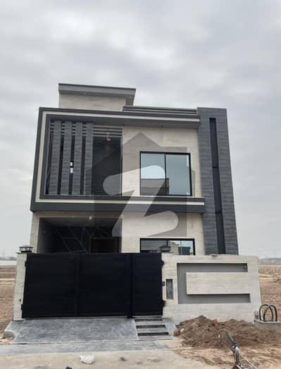 5 Marla Brand New A Plus Solid Constructed House For Sale And Direct Meeting With Owner In Park View City Lahore.