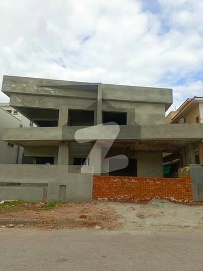 Sector C Kanal Gray Structure Double Storey Excellent Construction Quality Sun Facing Structure House Available For Sale Sector C Kanal Gray Structure Double Storey Excellent Construction Quality Sun Facing Structure House Available For Sale