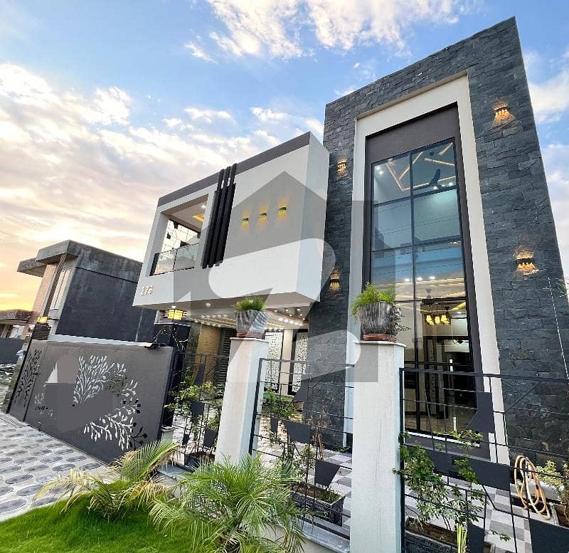 GOLDEN PROPERTIES OFFER YOU BRAND NEW BEAUTIFULLY DESIGNER HOUSE FOR SALE