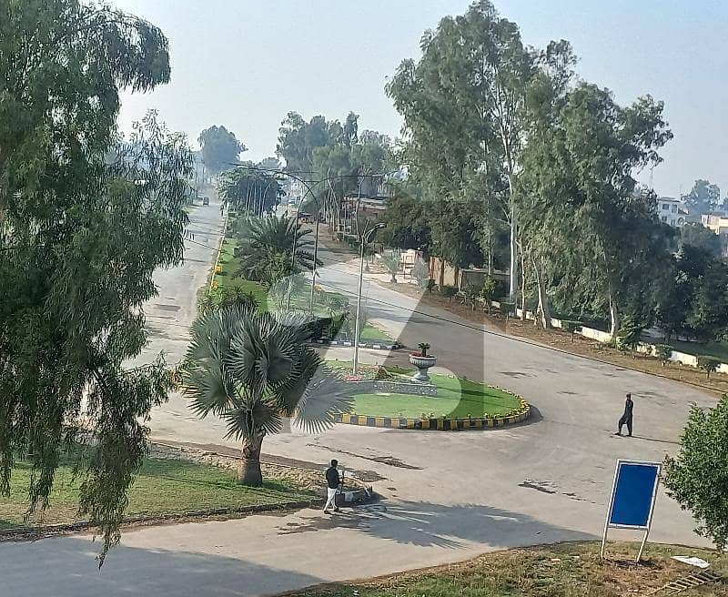 چنار باغ لاہور میں 2 کنال رہائشی پلاٹ 3.15 کروڑ میں برائے فروخت۔ چنار باغ لاہور میں 2 کنال رہائشی پلاٹ 3.15 کروڑ میں برائے فروخت۔