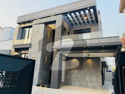 10 Marla Brand New Ultra Modern Owner Build House For Sale Very Hot Location In Central Park Housing Scheme Lahore 10 Marla Brand New Ultra Modern Owner Build House For Sale Very Hot Location In Central Park Housing Scheme Lahore