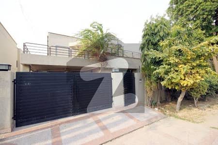 Ideal Location 1 Kanal Full House Is Available For Rent In Dha Phase 1