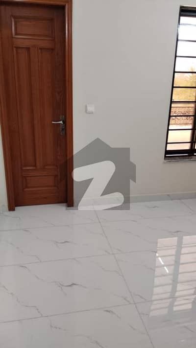 D 12-4 House For Sale Size 30x60 Investor Price