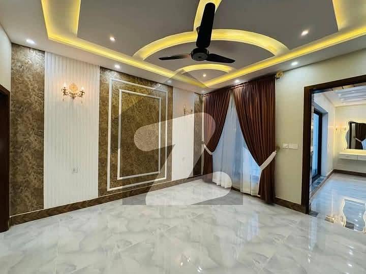 5 Bedrooms House For Rent Located In Bahria Orchard 5 Bedrooms House For Rent Located In Bahria Orchard
