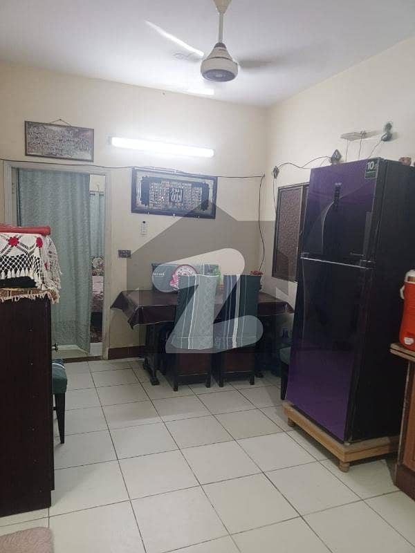 Prominently-Located Prime Location 1000 Square Feet Flat Available In Nazimabad 4 Prominently-Located Prime Location 1000 Square Feet Flat Available In Nazimabad 4