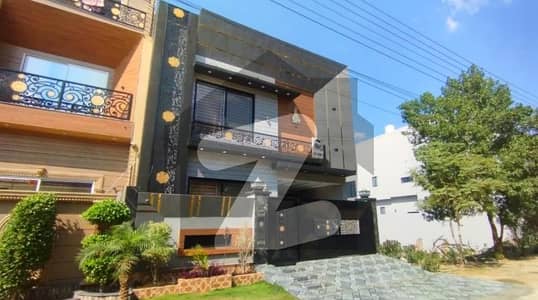 In Lahore You Can Find The Perfect House For Sale