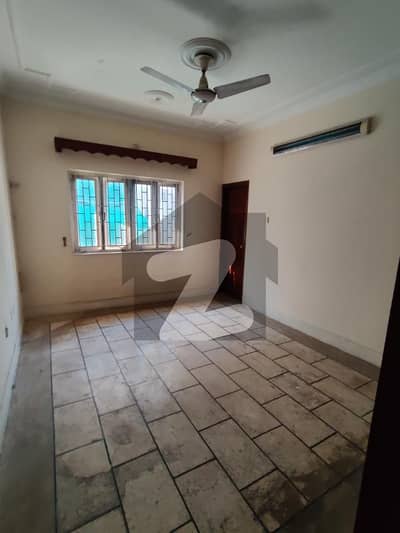 A 6 Marla House In I-10 Is On The Market For Rent