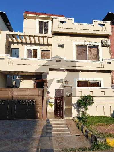 سٹی ہاؤسنگ ۔ فیز 2 سٹی ہاؤسنگ سوسائٹی,گوجرانوالہ میں 7 کمروں کا 10 مرلہ مکان 3.95 کروڑ میں برائے فروخت۔ سٹی ہاؤسنگ ۔ فیز 2 سٹی ہاؤسنگ سوسائٹی,گوجرانوالہ میں 7 کمروں کا 10 مرلہ مکان 3.95 کروڑ میں برائے فروخت۔
