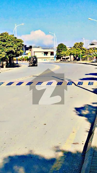 ڈی ایچ اے فیز 3 ۔ بلاک ای ڈی ایچ اے ڈیفینس فیز 3,ڈی ایچ اے ڈیفینس,اسلام آباد میں 1 کنال رہائشی پلاٹ 1.75 کروڑ میں برائے فروخت۔ ڈی ایچ اے فیز 3 ۔ بلاک ای ڈی ایچ اے ڈیفینس فیز 3,ڈی ایچ اے ڈیفینس,اسلام آباد میں 1 کنال رہائشی پلاٹ 1.75 کروڑ میں برائے فروخت۔