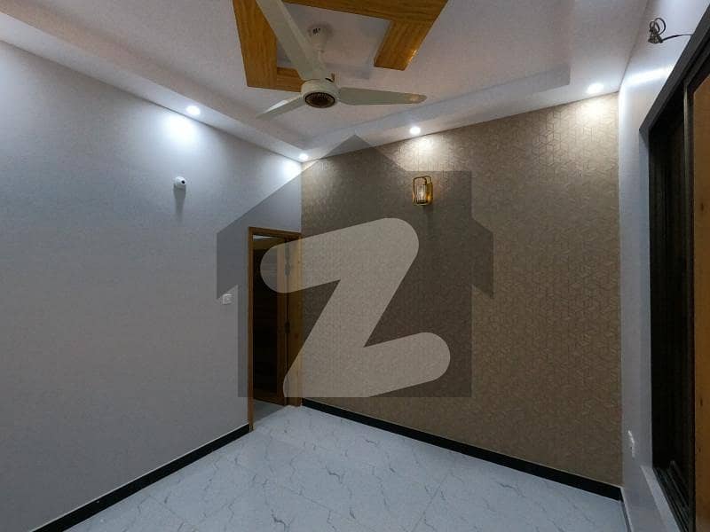 Prime Location 400 Square Yards House For sale In Federal B Area - Block 13 Prime Location 400 Square Yards House For sale In Federal B Area - Block 13