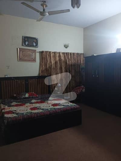 نارتھ ناظم آباد ۔ بلاک ڈی نارتھ ناظم آباد,کراچی میں 6 کمروں کا 1 کنال مکان 8.5 کروڑ میں برائے فروخت۔ نارتھ ناظم آباد ۔ بلاک ڈی نارتھ ناظم آباد,کراچی میں 6 کمروں کا 1 کنال مکان 8.5 کروڑ میں برائے فروخت۔