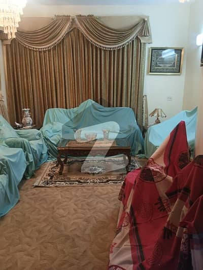 نارتھ ناظم آباد ۔ بلاک ایف نارتھ ناظم آباد,کراچی میں 10 کمروں کا 2 کنال مکان 20.0 کروڑ میں برائے فروخت۔