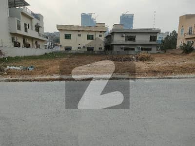 ڈی ایچ اے فیز 2 - سیکٹر ایف ڈی ایچ اے ڈیفینس فیز 2,ڈی ایچ اے ڈیفینس,اسلام آباد میں 1 کنال رہائشی پلاٹ 4.75 کروڑ میں برائے فروخت۔ ڈی ایچ اے فیز 2 - سیکٹر ایف ڈی ایچ اے ڈیفینس فیز 2,ڈی ایچ اے ڈیفینس,اسلام آباد میں 1 کنال رہائشی پلاٹ 4.75 کروڑ میں برائے فروخت۔