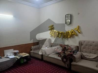 حیات آباد فیز 6 حیات آباد,پشاور میں 6 کمروں کا 7 مرلہ مکان 4.0 کروڑ میں برائے فروخت۔