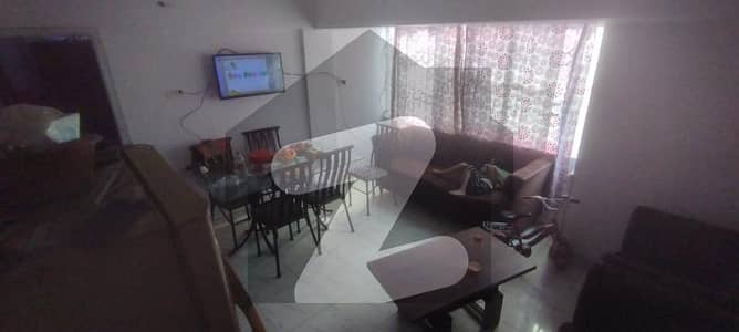 750 Square Feet Flat For Sale In Gulshan-E-Iqbal - Block 2 Karachi In Only Rs. 7000000 750 Square Feet Flat For Sale In Gulshan-E-Iqbal - Block 2 Karachi In Only Rs. 7000000