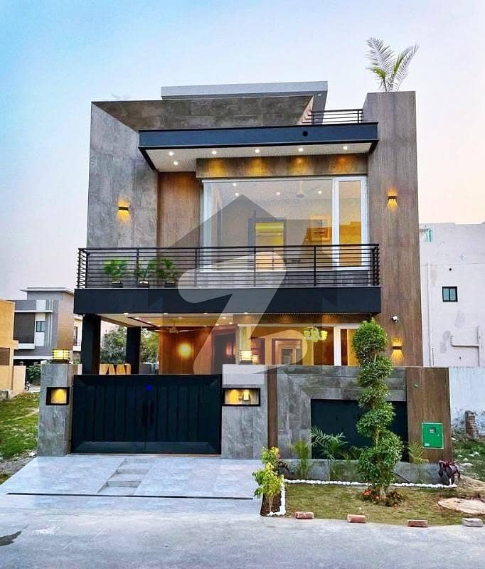 3 Years Installments Plan 5 Marla Brand New House For Sale In Park View City