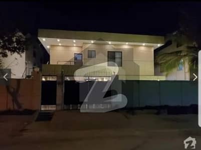 CHANCE DEAL!! 600 Square Yards Bungalow For Sale CHANCE DEAL!! 600 Square Yards Bungalow For Sale