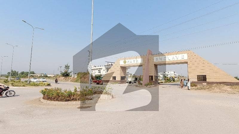 پارک انکلیو 2 پارک انکلیو,اسلام آباد میں 1 کنال رہائشی پلاٹ 5.75 کروڑ میں برائے فروخت۔