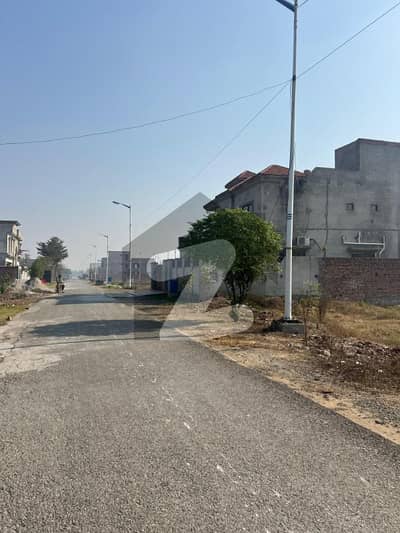 07 Marla Near to Park Very Hot Location Plot For Sale