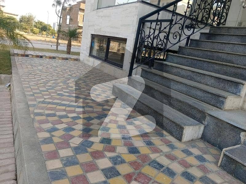 Shop For Sale Situated In Top City 1 Shop For Sale Situated In Top City 1