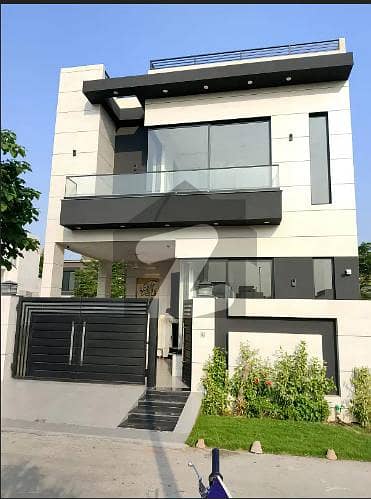 DHA 9 TOWN 5 MARLA BRAND NEW HOUSE PRIME LOCATION