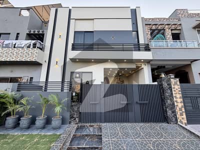 On Excellent Location House For sale Is Readily Available In Prime Location Of Citi Housing Society