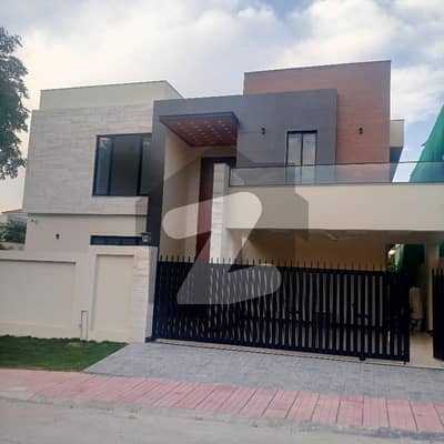 ڈی ایچ اے فیز 2 - سیکٹر جی ڈی ایچ اے ڈیفینس فیز 2,ڈی ایچ اے ڈیفینس,اسلام آباد میں 6 کمروں کا 1 کنال مکان 13.5 کروڑ میں برائے فروخت۔ ڈی ایچ اے فیز 2 - سیکٹر جی ڈی ایچ اے ڈیفینس فیز 2,ڈی ایچ اے ڈیفینس,اسلام آباد میں 6 کمروں کا 1 کنال مکان 13.5 کروڑ میں برائے فروخت۔