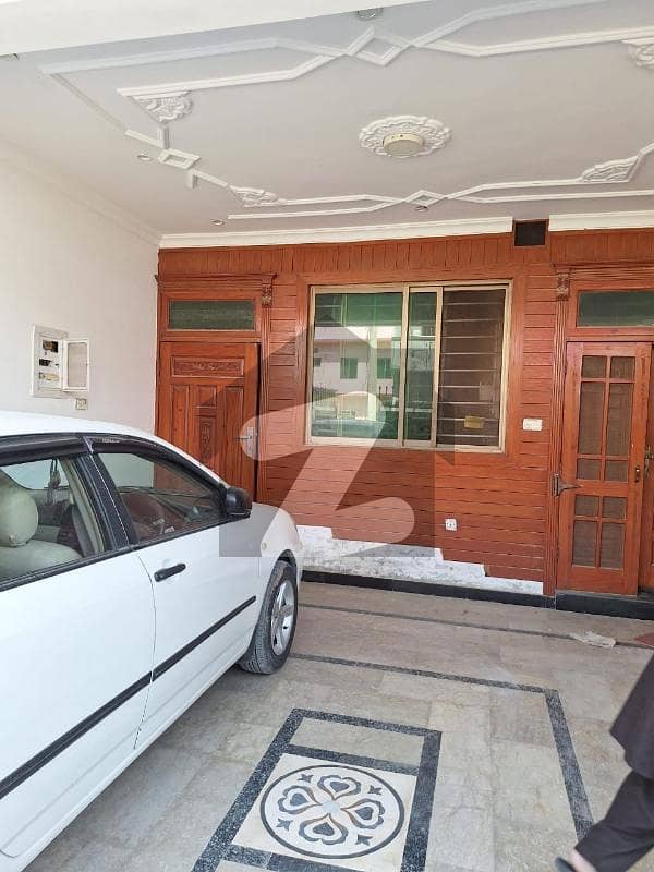 8 Marla House Available For Sale 8 Marla House Available For Sale