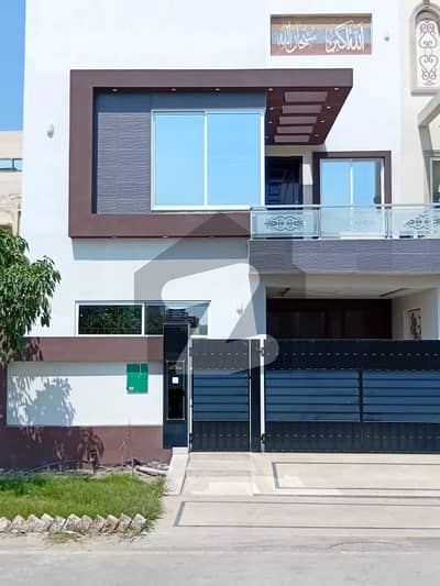 5 Marla Low Budget Brand New luxury House For Sale on very prime Location of the block 5 Marla Low Budget Brand New luxury House For Sale on very prime Location of the block