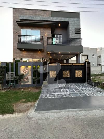 ڈی ایچ اے 11 رہبر فیز 2 ڈی ایچ اے 11 رہبر,لاہور میں 3 کمروں کا 5 مرلہ مکان 2.1 کروڑ میں برائے فروخت۔ ڈی ایچ اے 11 رہبر فیز 2 ڈی ایچ اے 11 رہبر,لاہور میں 3 کمروں کا 5 مرلہ مکان 2.1 کروڑ میں برائے فروخت۔