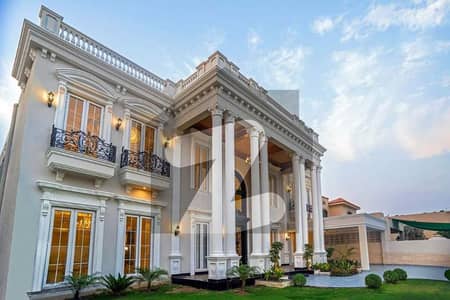 ONE KANAL VICTORIA STYLE HOME LIKE PALACE NEAR TO MAIN ROAD