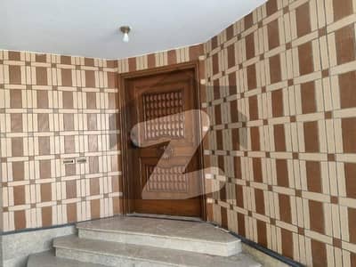 ڈی ایچ اے فیز 5 ڈی ایچ اے ڈیفینس,کراچی میں 5 کمروں کا 1 کنال مکان 3.25 لاکھ میں کرایہ پر دستیاب ہے۔ ڈی ایچ اے فیز 5 ڈی ایچ اے ڈیفینس,کراچی میں 5 کمروں کا 1 کنال مکان 3.25 لاکھ میں کرایہ پر دستیاب ہے۔